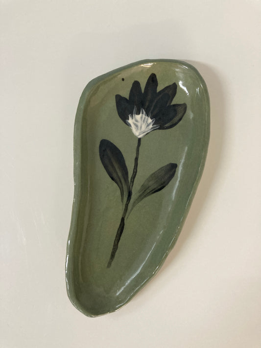 Handgemachtes Ablageschälchen mit Blume