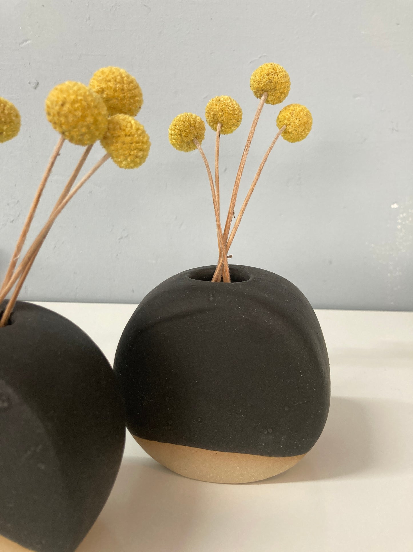 Handgemachtes Vasenduo glasiert in Black matt