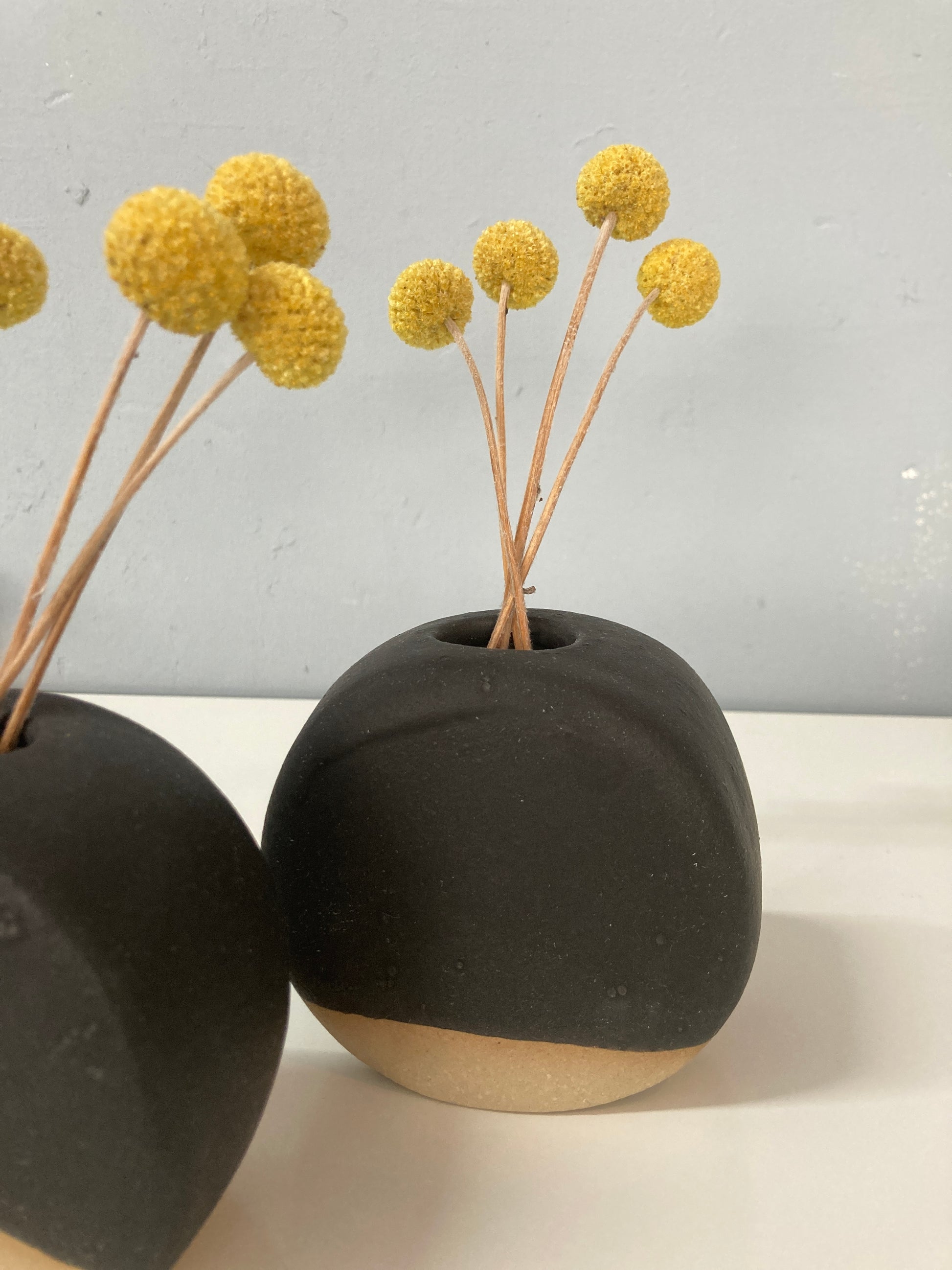 Handgemachtes Vasenduo glasiert in Black matt