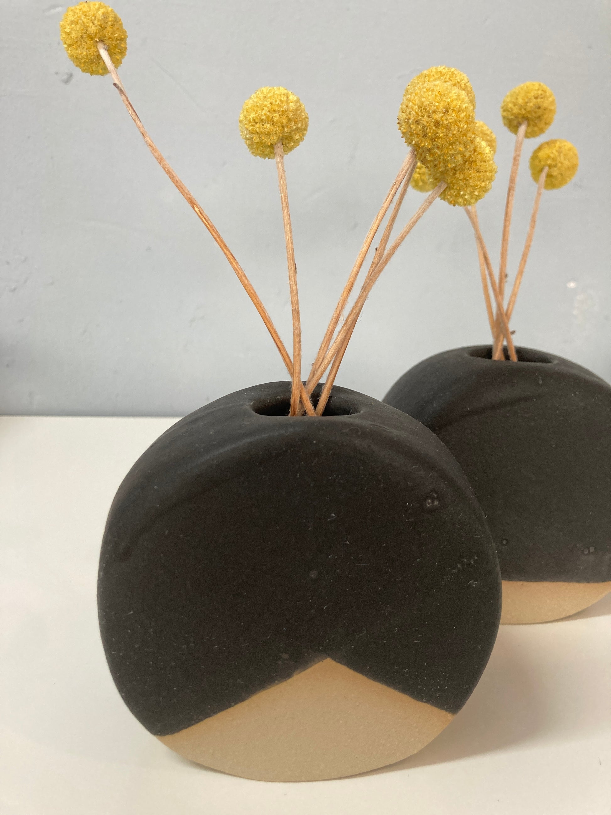 Handgemachtes Vasenduo glasiert in Black matt