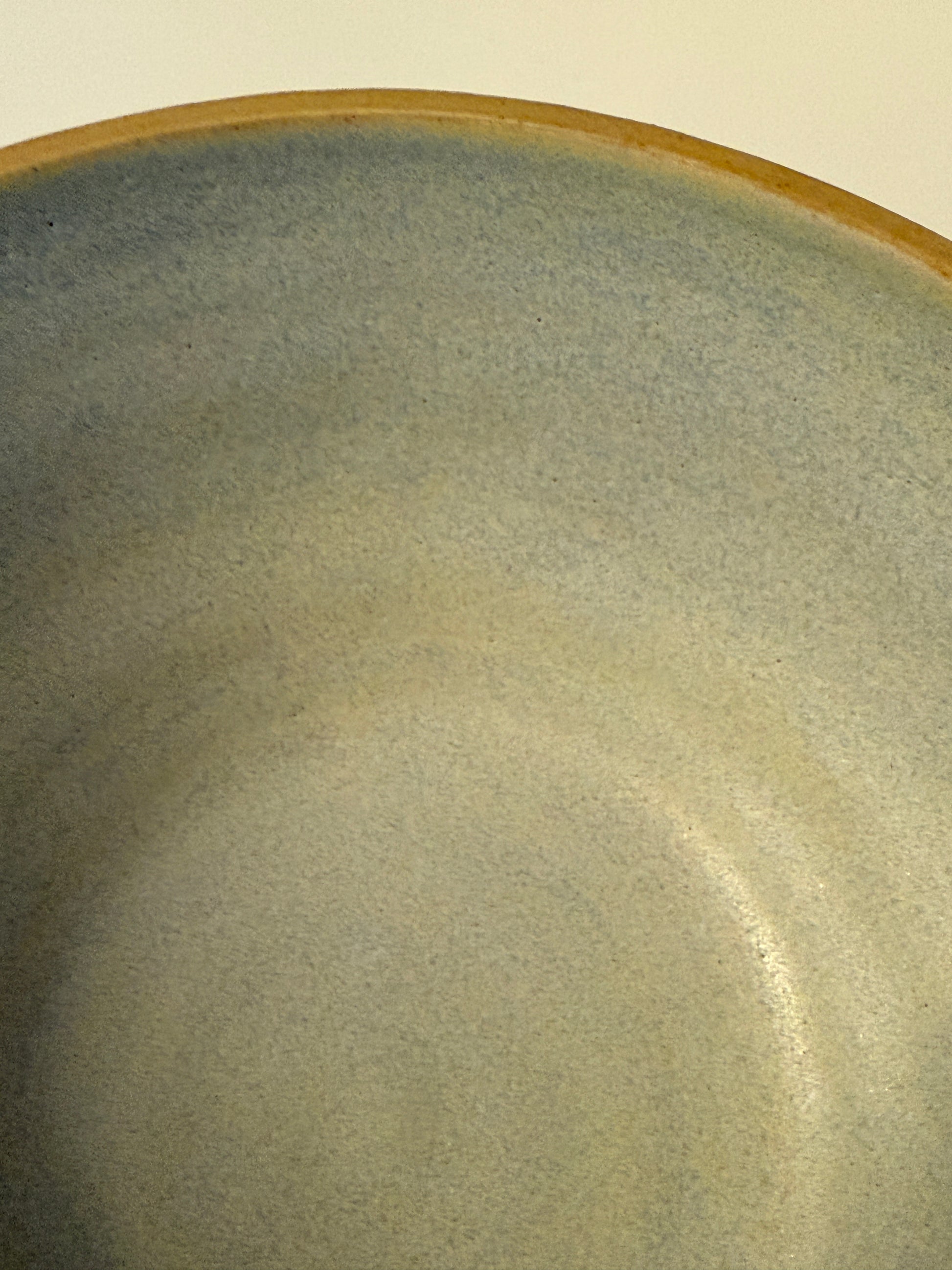 Handgemachte Bowl glasiert in Graugranit matt