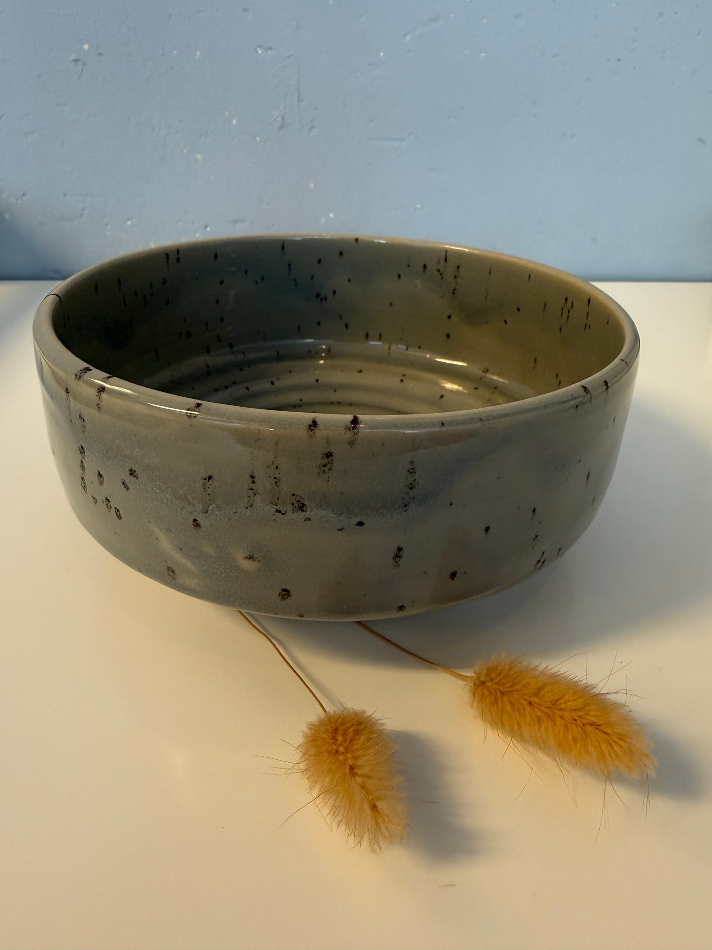 Handgemachte Bowl und Becher galsiert in Rauchquarz