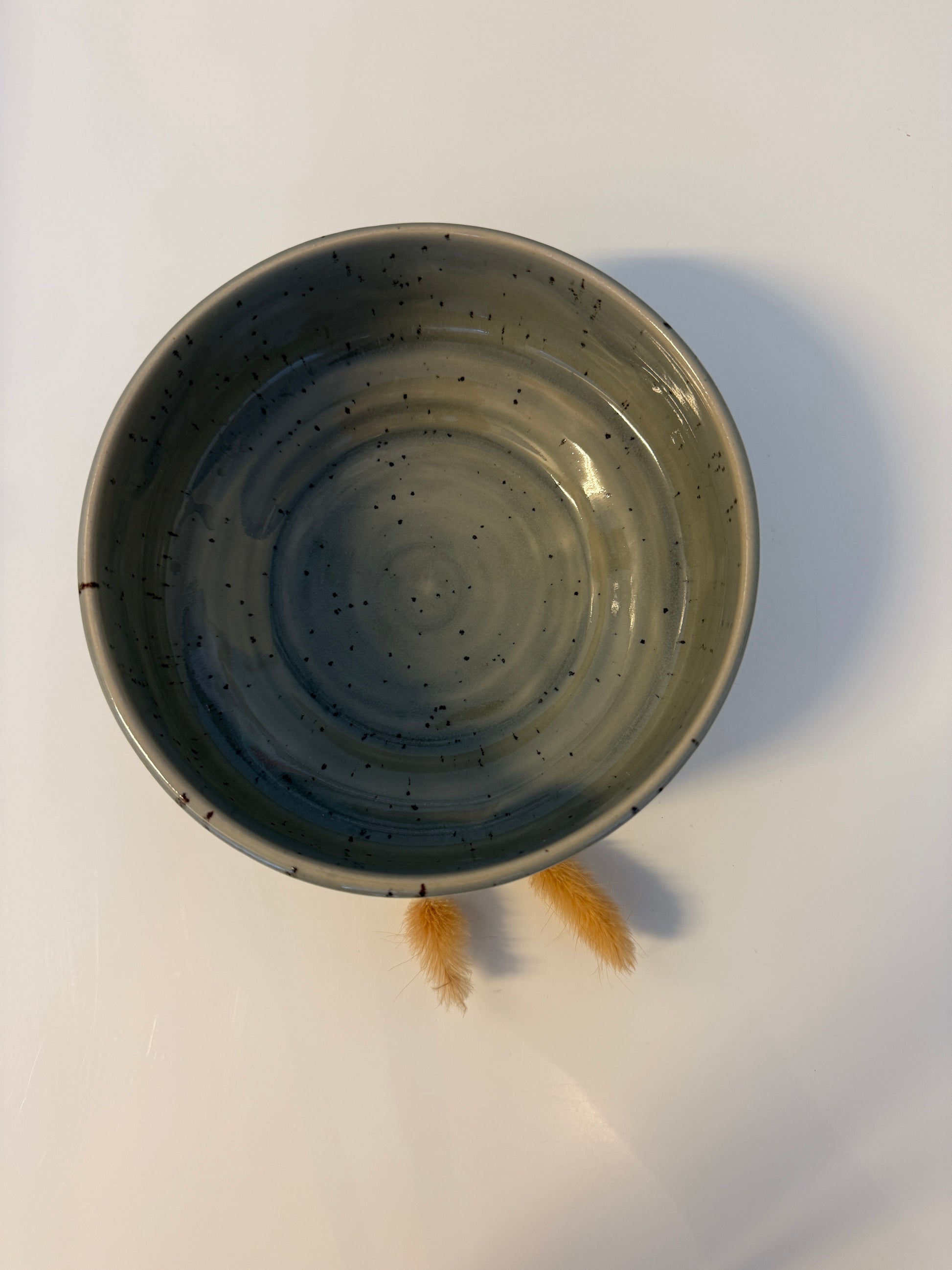 Handgemachte Bowl und Becher galsiert in Rauchquarz